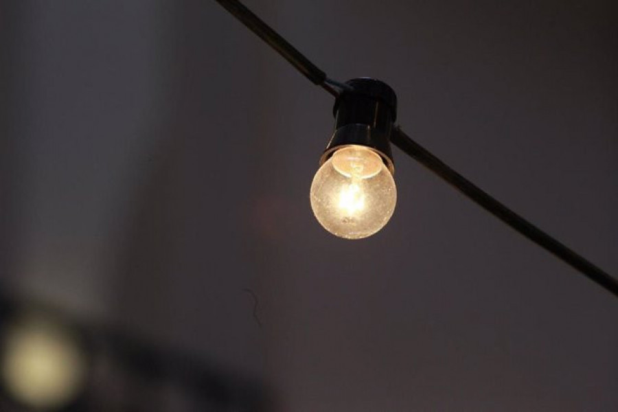 El precio de la luz vive su primer descenso en  una semana