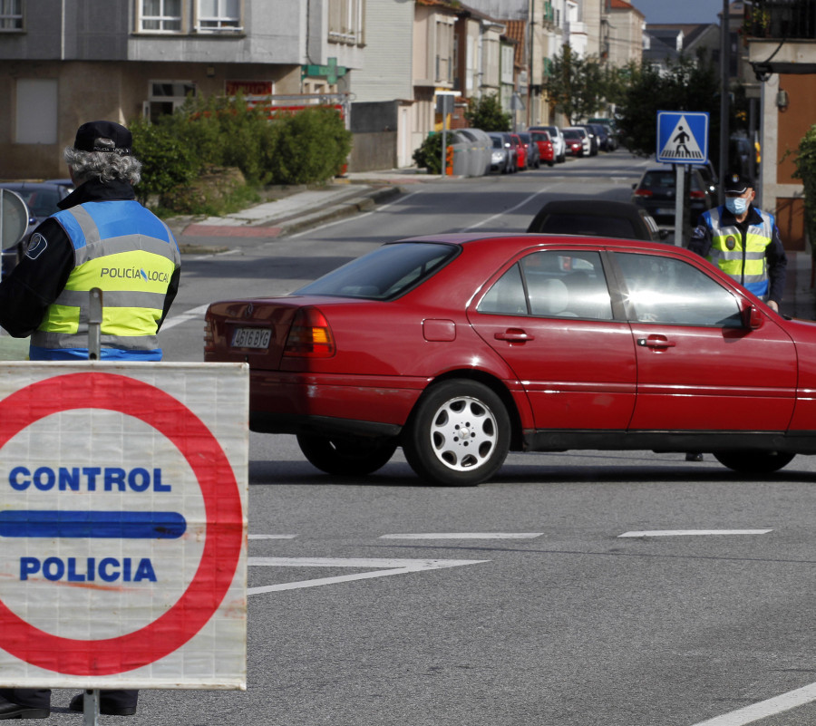 A Illa combate las distracciones al volante: “A xente vai escribindo wasaps e ás veces nin nos ve”