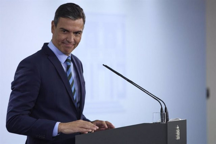 Pedro Sánchez: "Cuando acabe 2021 se habrá pagado de luz lo mismo que en 2018"