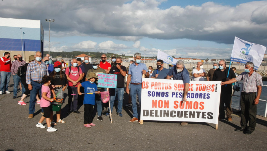 La pesca recreativa en pie de guerra contra el decreto de Portos: “¿Prefieren a los jubilados en un bar?”