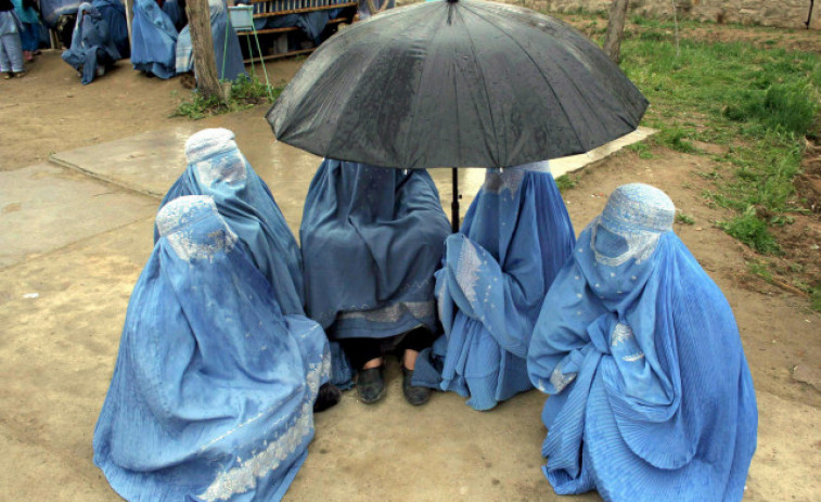 Los talibán dicen que respetarán el derecho a la educación de las niñas una vez se garantice la segregación