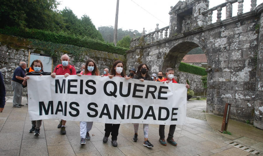 Meis “se encomienda” al Apóstol y reinicia la gestión de terreno para un centro de salud de 1.300 metros