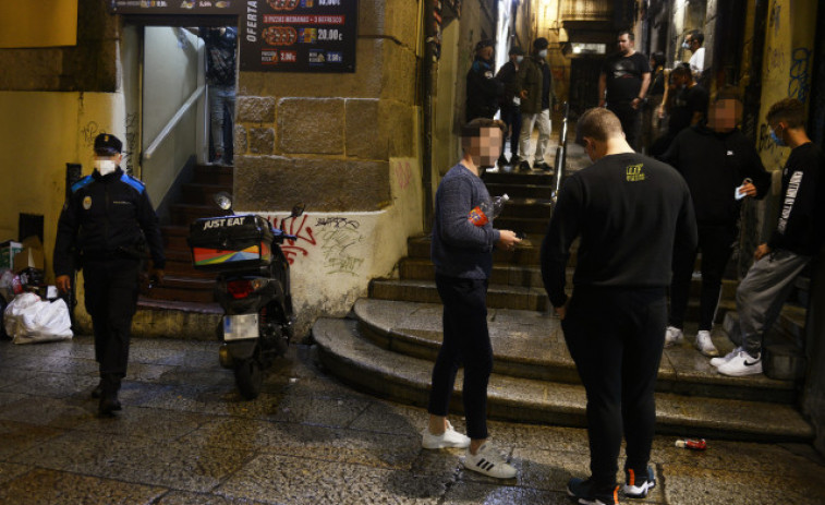 Gran afluencia, sin altercados, en la primera noche hasta las 4,00 de la madrugada en el ocio nocturno ourensano