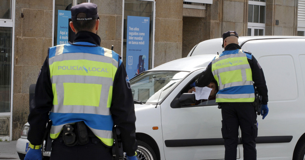 CONTROL POLICIAL EN CAMBADOS POLICÍA LOCAL CAMBADOS ESTADO DE AL