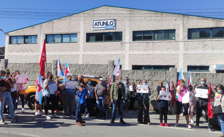 La plantilla de Atunlo paraliza las protestas tras el anuncio de la empresa de anular el sistema sancionador