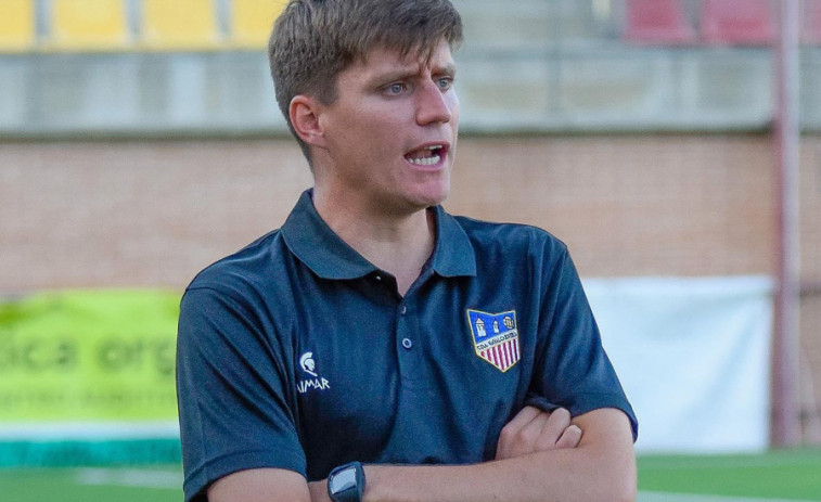 “Es un partido muy importante”, dice Pablo Álvarez el técnico del Navalcarnero