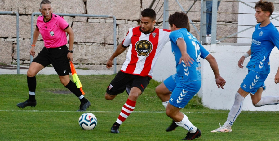 El líder Villalonga recibe  al Céltiga en el derbi  de  otra jornada muy atractiva