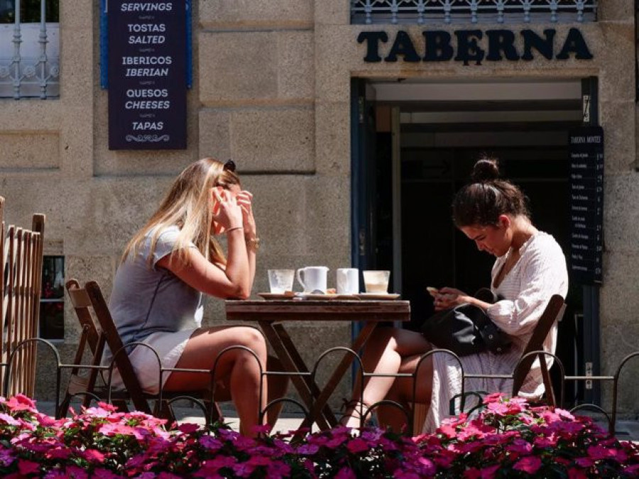 Los contagios siguen a la baja en Galicia con 26 casos nuevos y la tasa de positividad cae hasta el 0,51%g