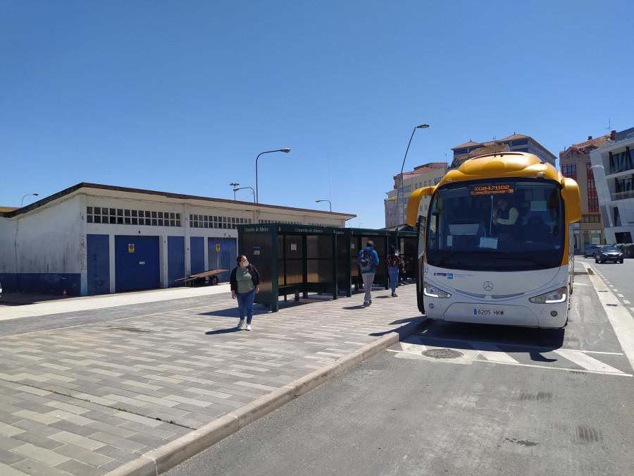 La Xunta aborda con los cuatro concellos de O Barbanza el refuerzo del transporte público a Santiago