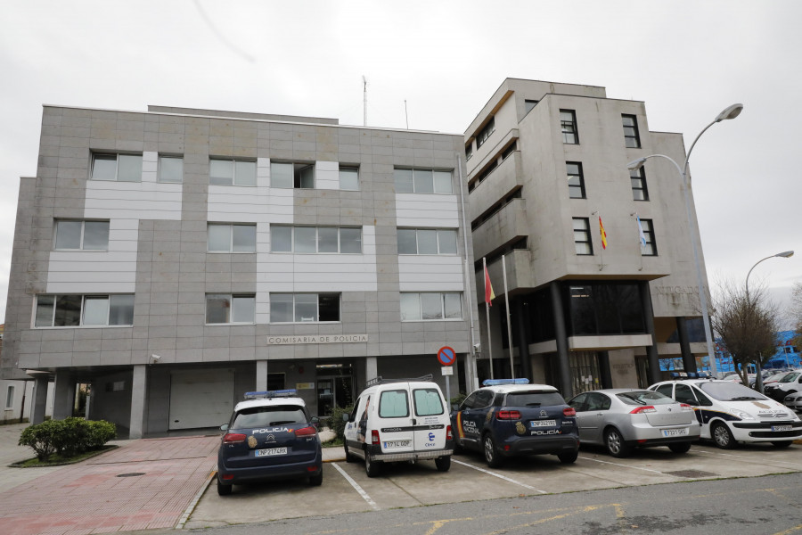La madre denuncia la desaparición del joven isleño en un barco de la droga