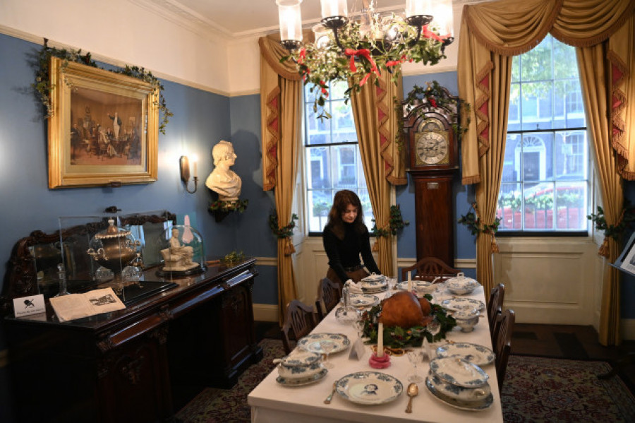 La casa de Dickens en Londres se tranforma en un cuento de Navidad