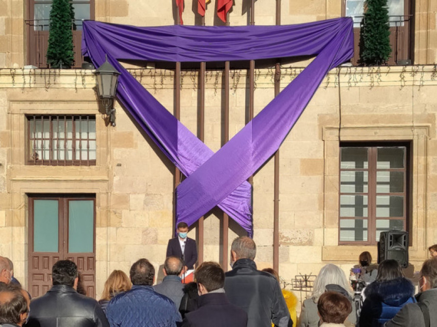 Un día al año todos estamos contra la violencia machista