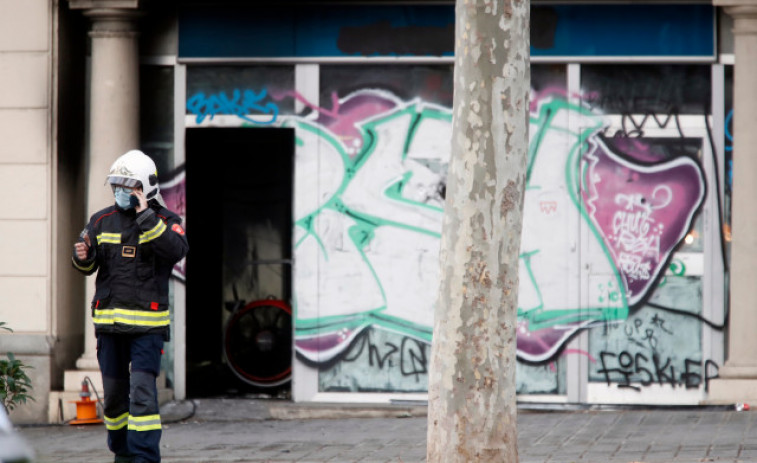 Mueren cuatro personas en un incendio en Barcelona, entre ellas un niño y un bebé