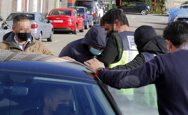 Cae un conocido hostelero entre los doce detenidos de la operación contra el tráfico de drogas