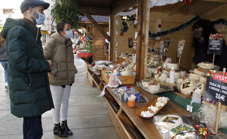Solidaridad, compras y patinaje en familia para disfrutar del ambiente navideño