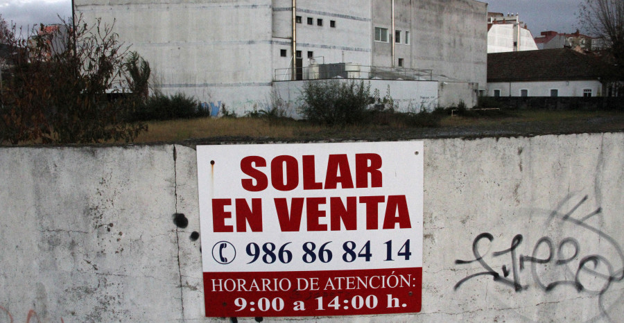 Hacienda subasta por cuarta vez el solar de A Marina y baja el precio en un millón
