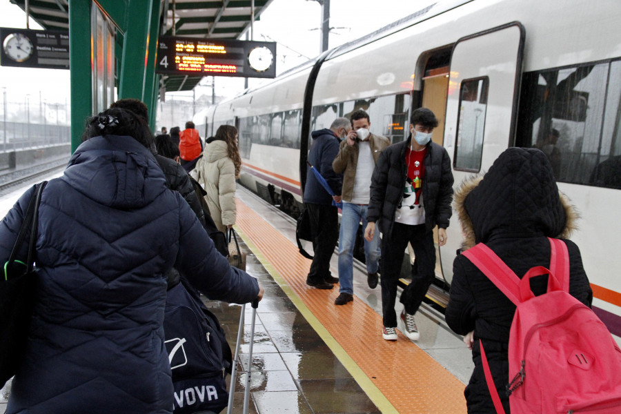 La estación de tren de Vilagarcía comienza a recuperar viajeros, tras perder más de 250.000 en pandemia