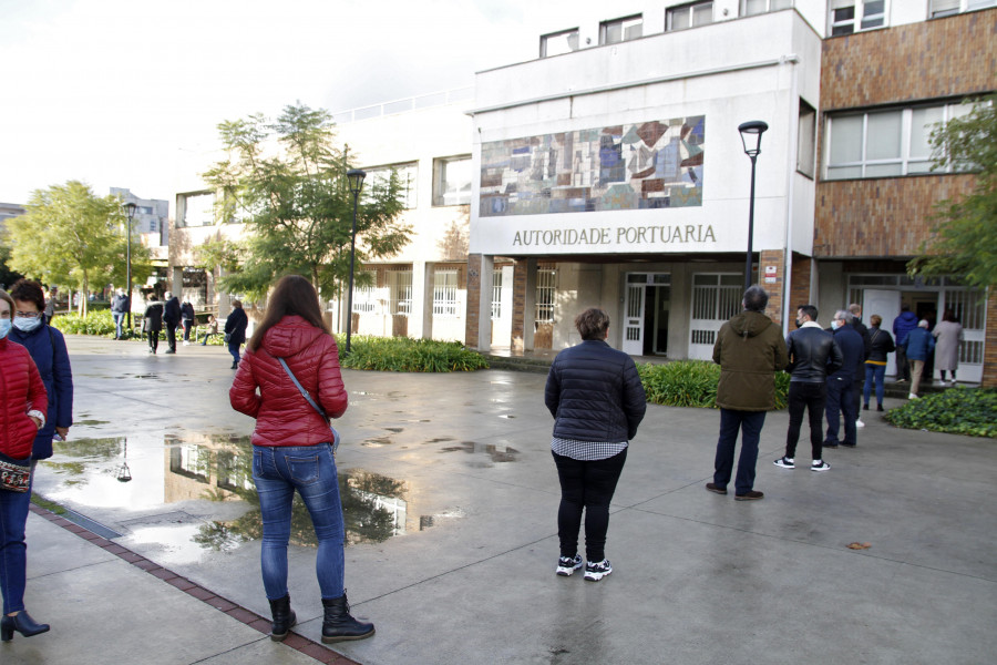 Arranca la vacunación de la tercera dosis para los de 50 a 59 años con 800 citas en la Comandancia