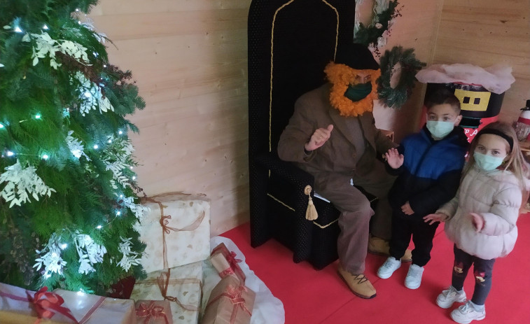 Carrozas de personajes infantiles acompañarán a las de los Reyes Magos en la Cabalgata de Ribeira