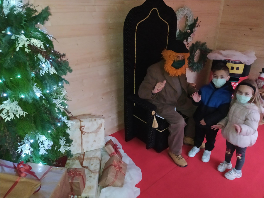 Carrozas de personajes infantiles acompañarán a las de los Reyes Magos en la Cabalgata de Ribeira