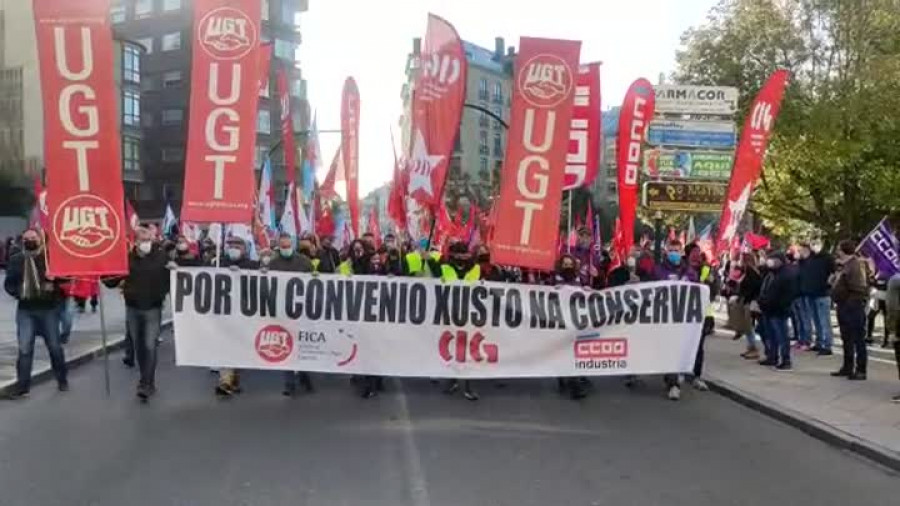 El sector de la conserva se une en Vilagarcía para reclamar un convenio justo