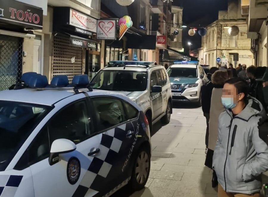 Desalojan un local de ocio nocturno de la calle Platería que triplicaba el aforo permitido