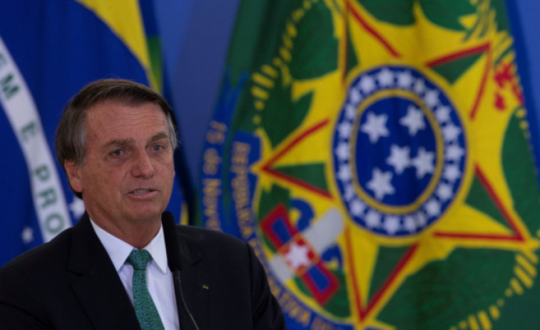 Bolsonaro indulta por Navidad a policías y militares condenados por delinquir en el ejercicio de sus funciones