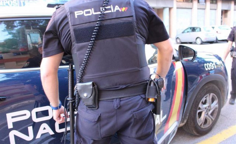 Detenido el hombre acusado de asesinar a su pareja en Elche tras atrincherarse en una vivienda