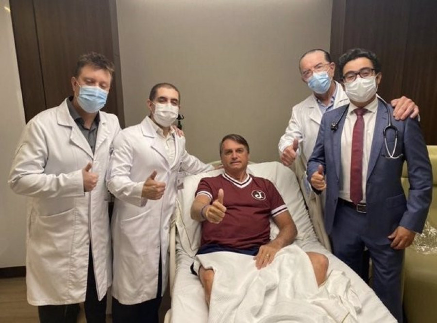 Bolsonaro recibe el alta después de dos días ingresado por una obstrucción intestinal
