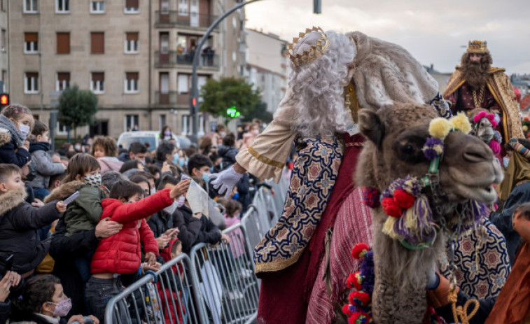 Los animalistas censuran el uso de dromedarios en la cabalgata de los Reyes Magos en Ourense