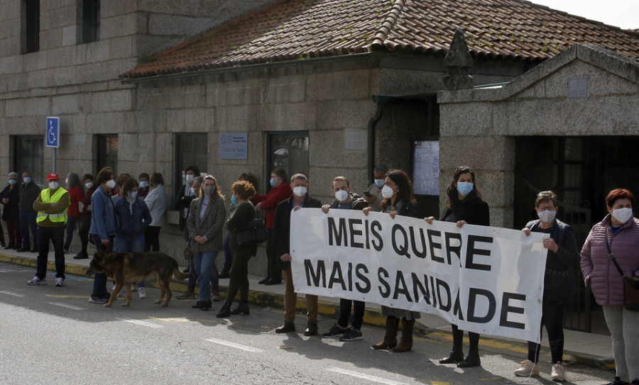 El PP de Meis propone a la Xunta levantar el nuevo centro de salud frente al de A Rochela