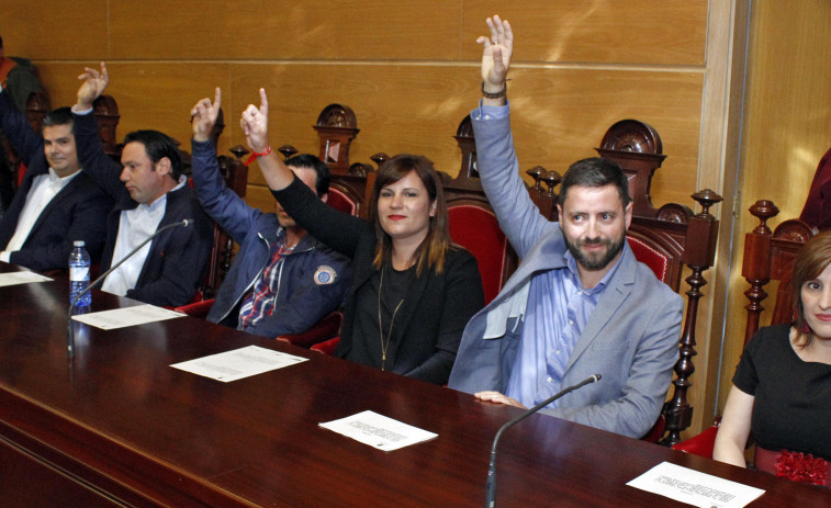 El BNG dará su voto clave a Lago, pero acusa al PSOE de querer negociar a espaldas de Somos