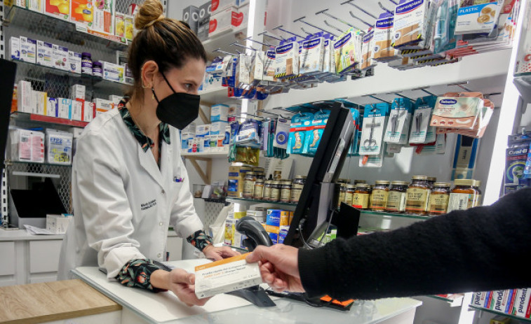 Las farmacias gallegas vendieron más de medio millón de test de antígenos en la última semana de 2021