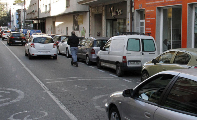 Ravella suprime plazas de aparcamiento en Doutor Tourón para ensanchar las aceras