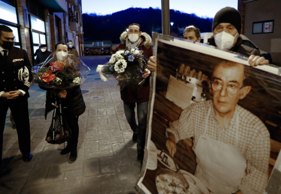Familiares y amigos recuerdan a Ramón Díaz, el cocinero asesinado por ETA hace 21 años