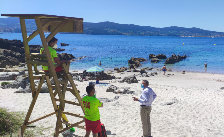 Una empresa opta a la gestión del servicio de socorrismo en las playas de Sanxenxo por dos años