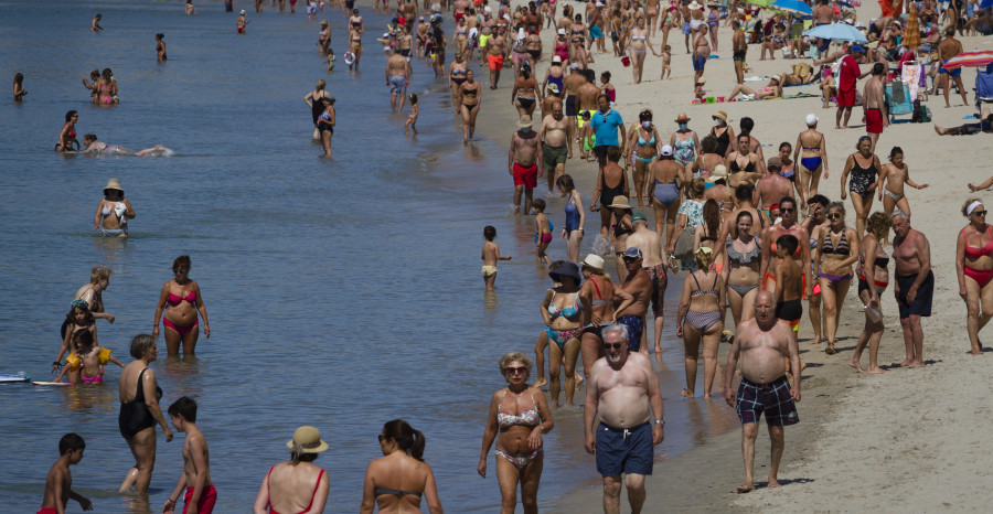 Sanidade otorga la excelencia a  las aguas de 102 arenales arousanos