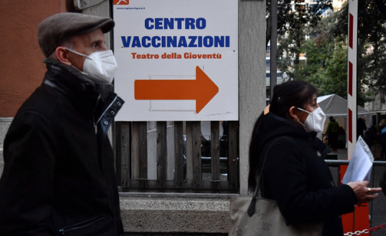 Italia impone desde hoy multas a los mayores de 50 años no vacunados