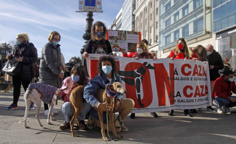 Animalistas protestan A Coruña y en 40 ciudades mas para decir 