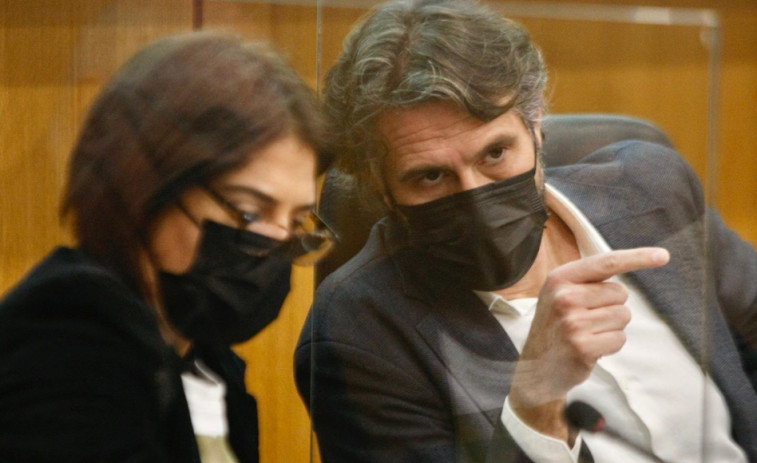 Ravella achaca el retraso en el envío de actas a las vacaciones del personal