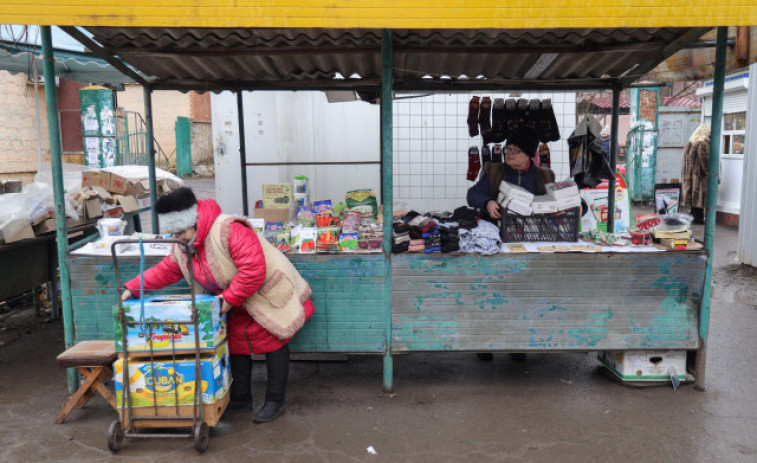 Rusia retira tropas cerca de Ucrania pero pide que se reconozca a las separatistas Donetsk y Lugansk