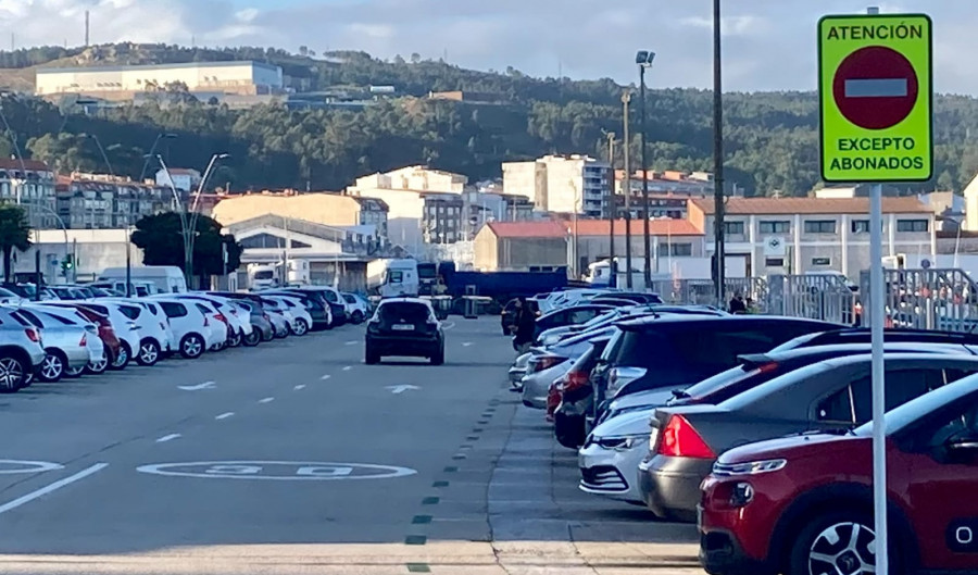 El BNG de Ribeira expresa su preocupación ante las posibles restricciones al tráfico rodado en el puerto de la ciudad
