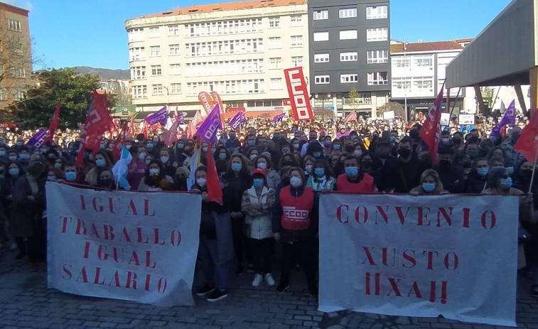 CC OO exhibe fuerza y reúne a miles de contrarios al preacuerdo de la conserva