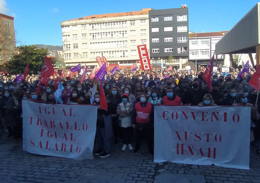 CC OO exhibe fuerza y reúne a miles de contrarios al preacuerdo de la conserva