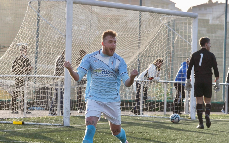 Un gol de penalti desnivela el derbi a favor del Villalonga