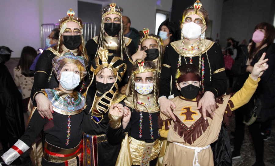 O Piñeiriño se llena de color y fiesta de la mano de Breogán