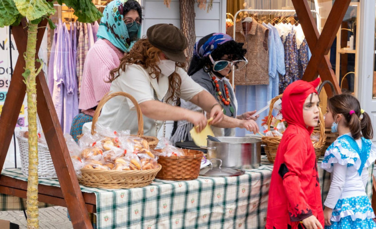 O Grove aplaza su desfile por el mal tiempo y Cambados traslada las comparsas y el showcooking a Peña