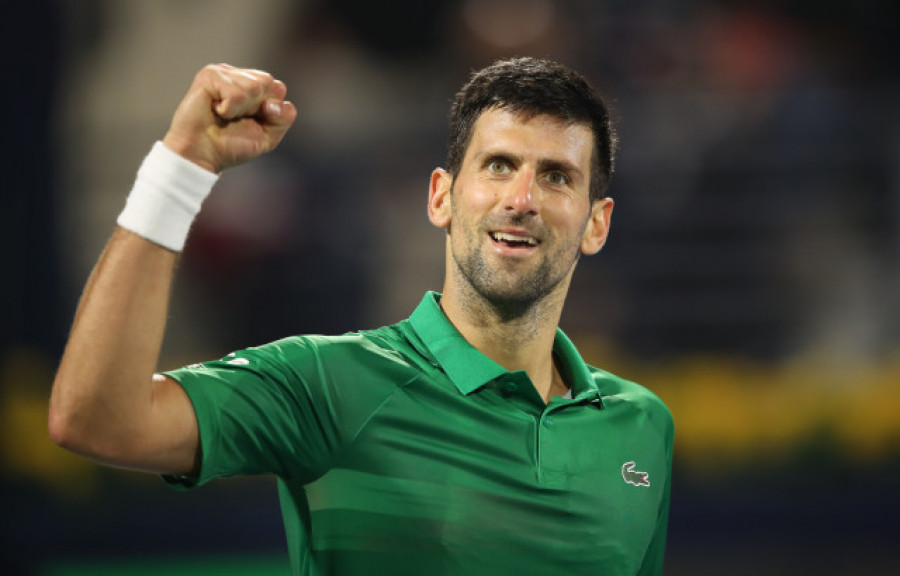 El virus le echa una mano a Djokovic