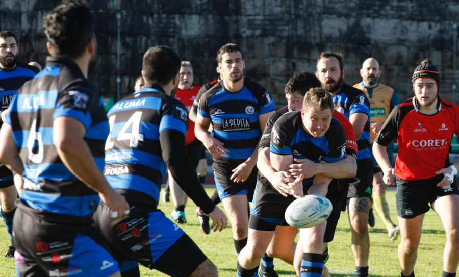 Os Ingleses finaliza segundo y jugará la semifinal por el título ante el poderoso Ferrol