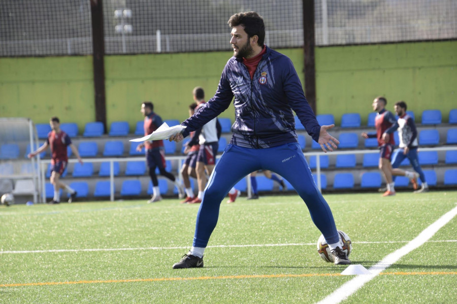 Jorge González: “Para nosotros el partido con el Arosa es determinante”